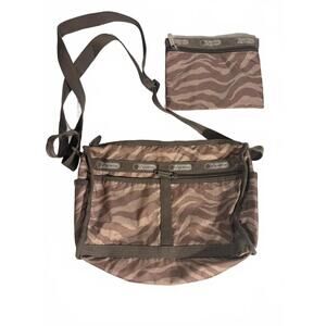 LeSportSac Everyday Expandable Crossbody Shoulder Bag Purse w/ Pouch Zebra print